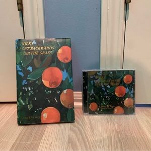 Violet Bent Backwards Over The Grass Lana Del Rey (Book and CD combo)
